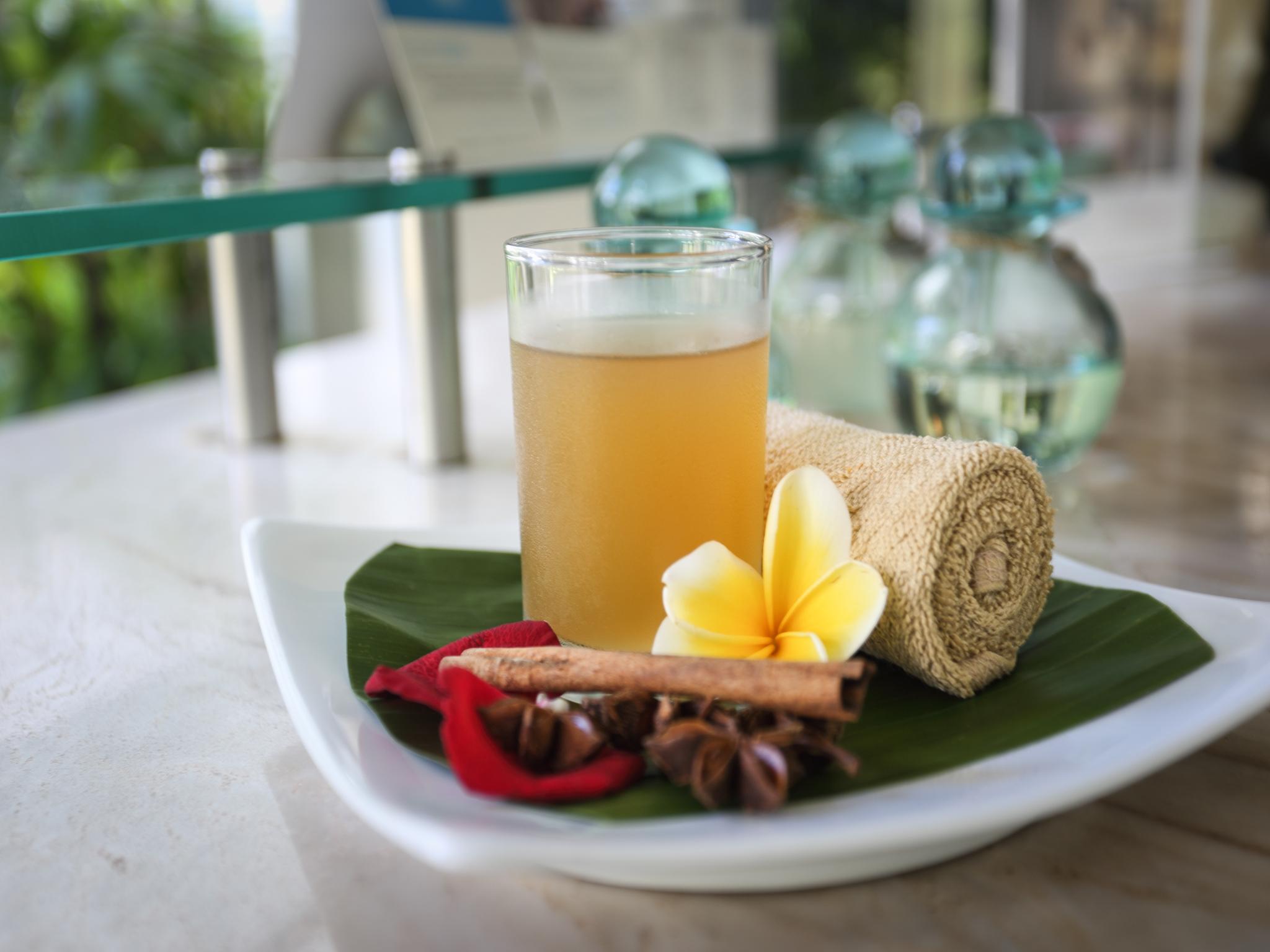 Furamaxclusive Ocean Beach Seminyak Bali Legian  Exterior photo A glass of jamu