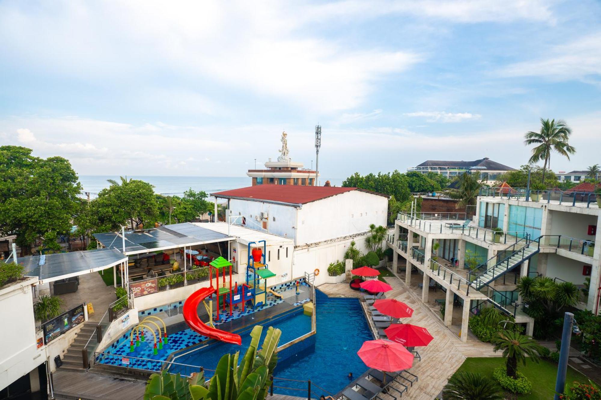 Furamaxclusive Ocean Beach Seminyak Bali Legian  Exterior photo The resort's swimming pool